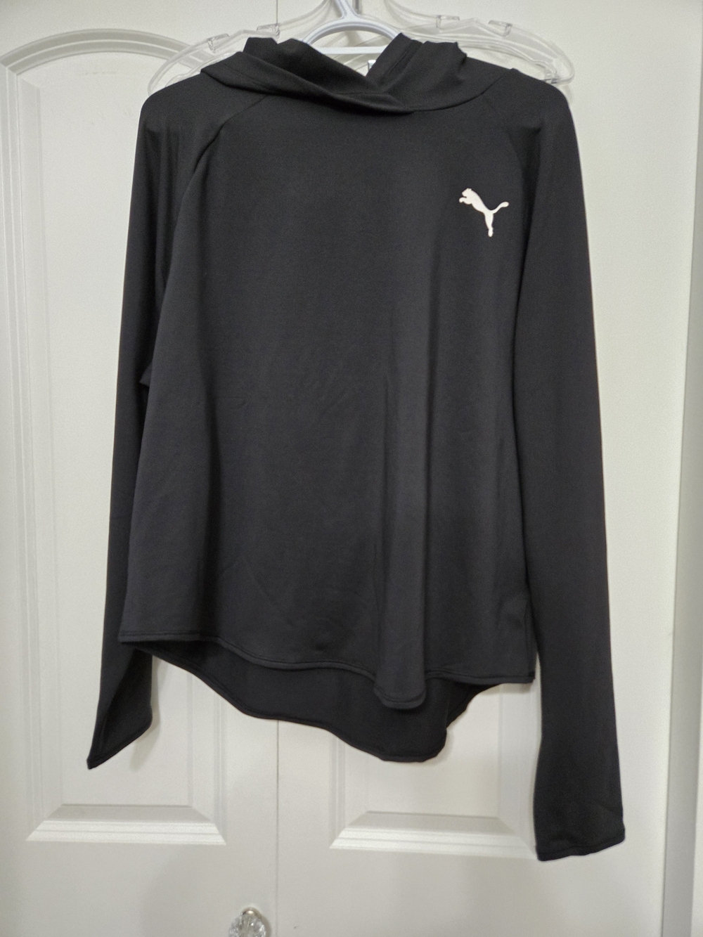 Puma Women's Black Hooded Long-Sleeve Pullover